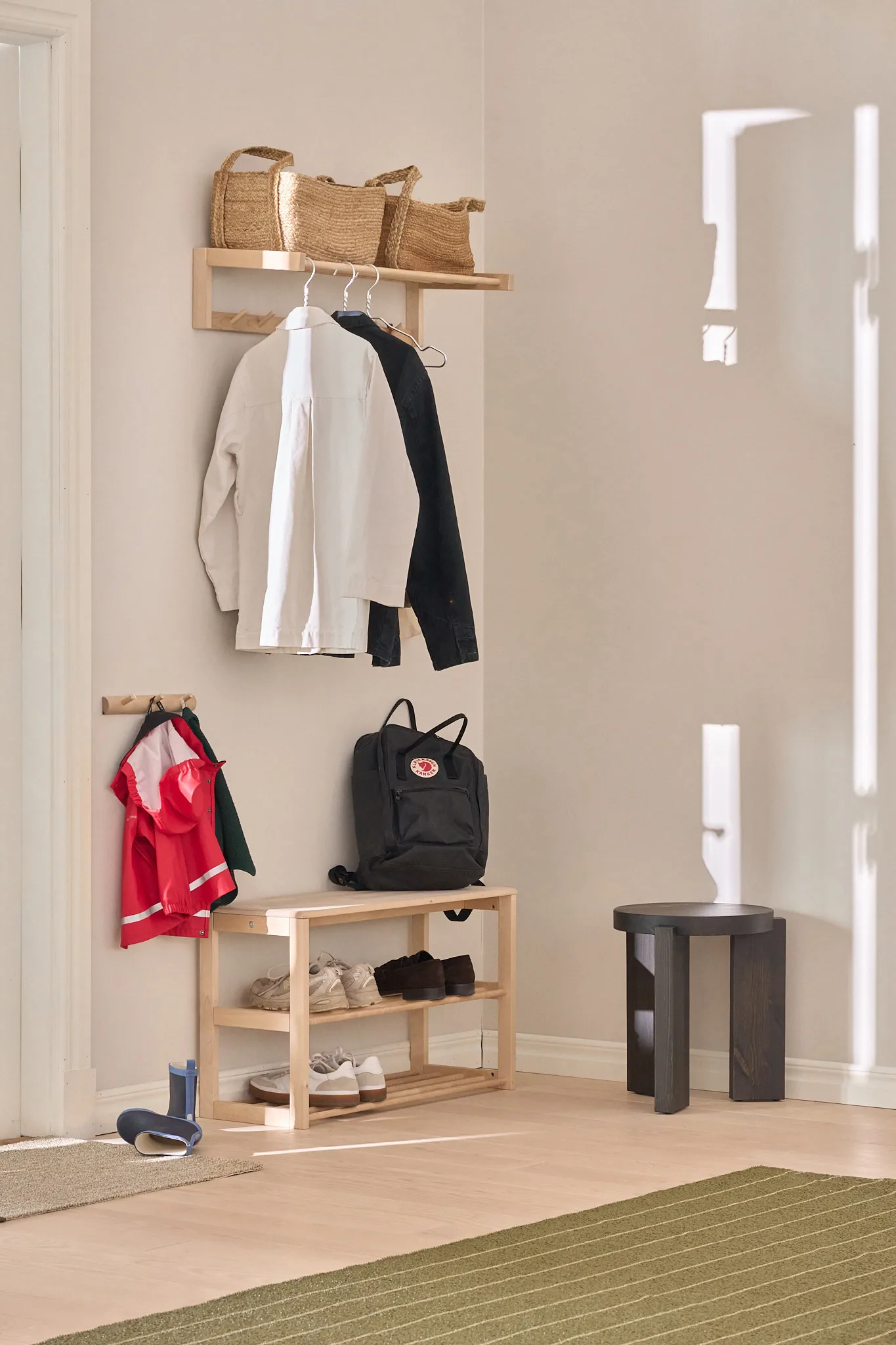 Bäckebo hat rack, Birch, 7 knobs 1898