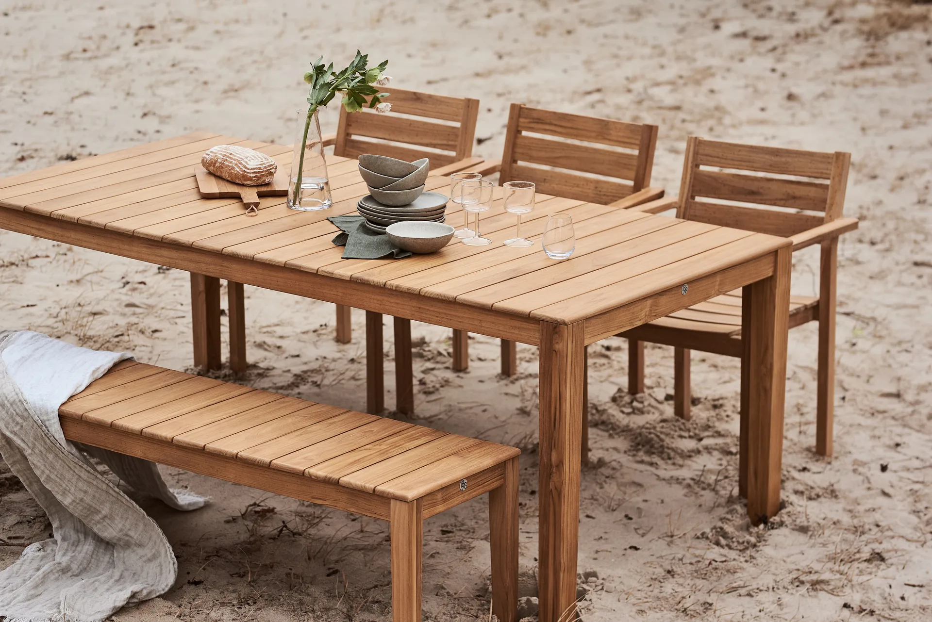 Sköndal dining table 220x95x76 cm, Teak 1898