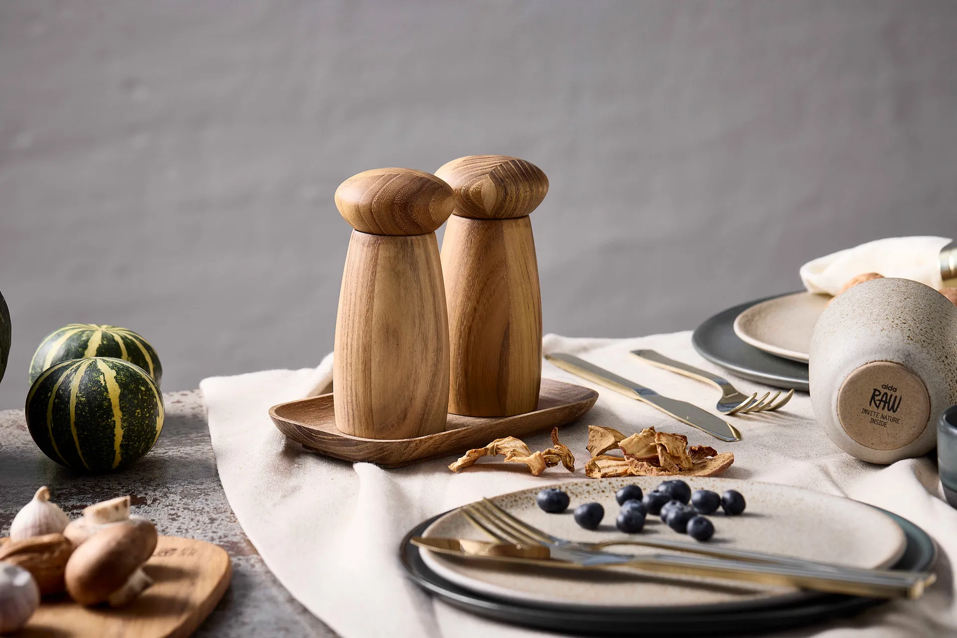 Raw tray 10x17 cm, Teak Aida