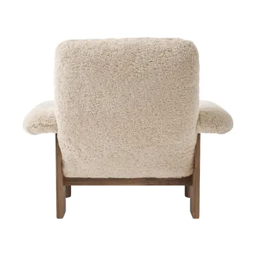 Brasilia armchair - Walnut-Nature sheepskin curly - Audo Copenhagen