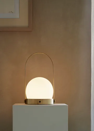 Carrie portable table lamp - brushed brass - Audo Copenhagen