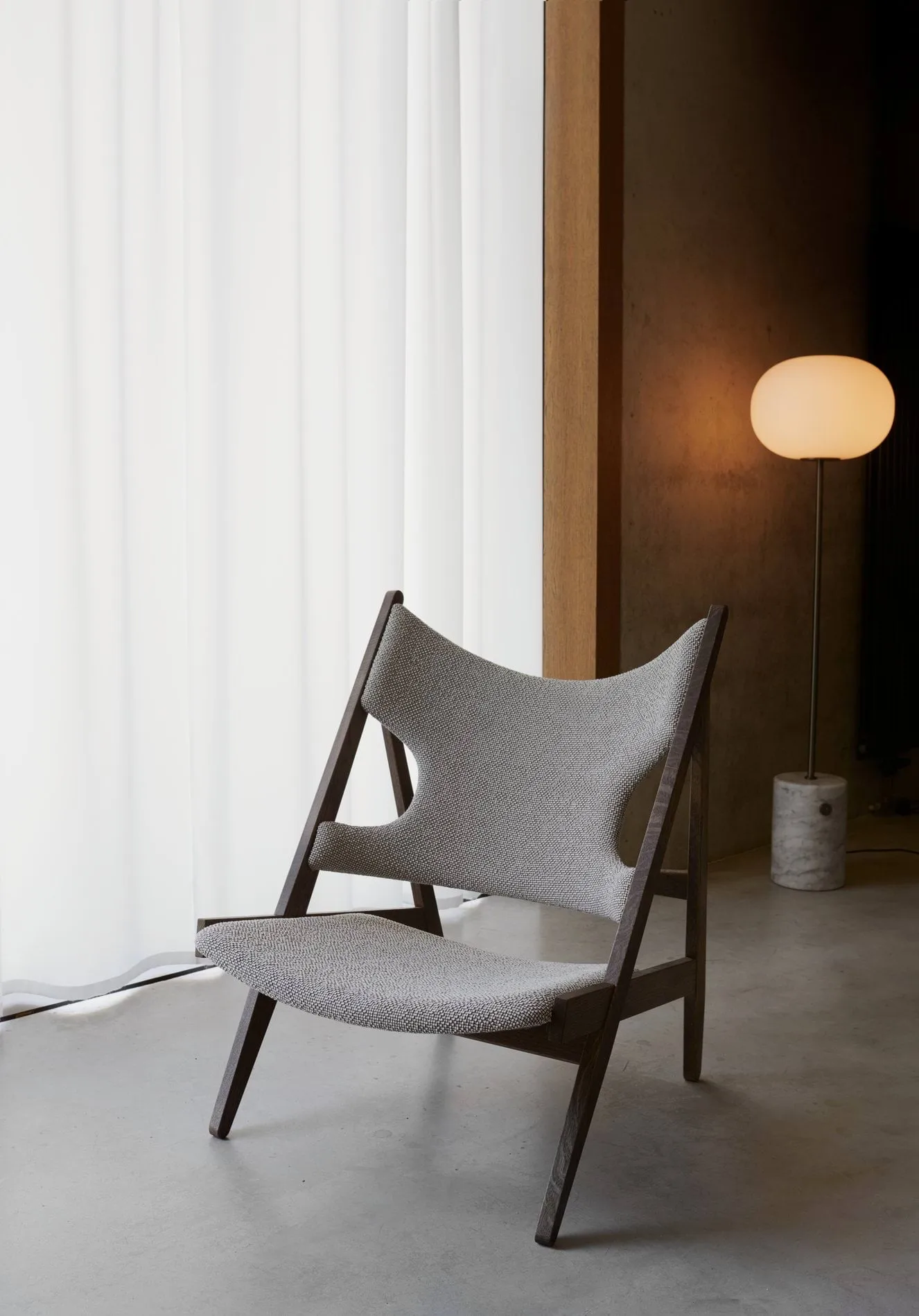 JWDA floor lamp, Carrara marble-bronzed brass, 130 cm Audo Copenhagen
