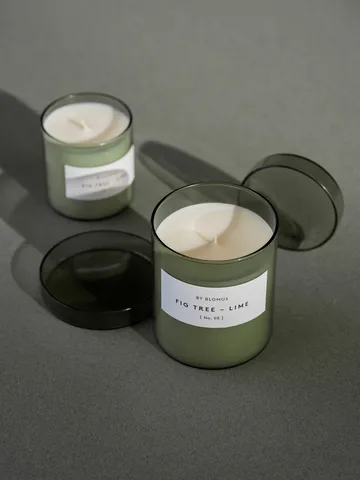 Valoa scented candle 45 hours - Fikon/Lime Agave Green - blomus
