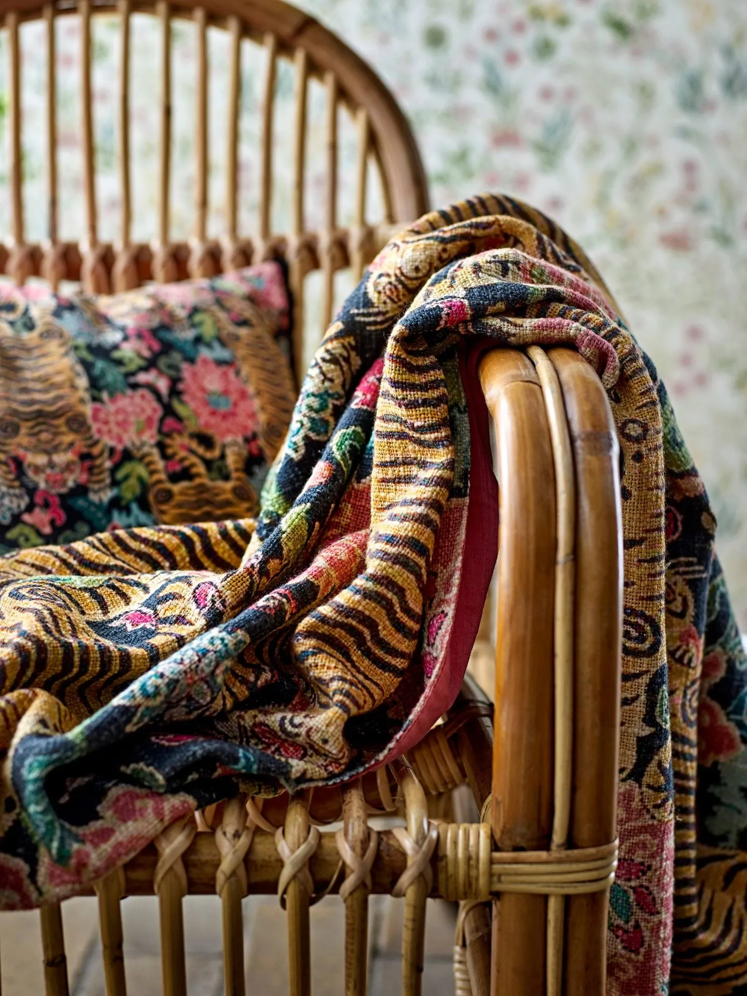 Lester throw blanket, Multi, 152x127 cm Bloomingville