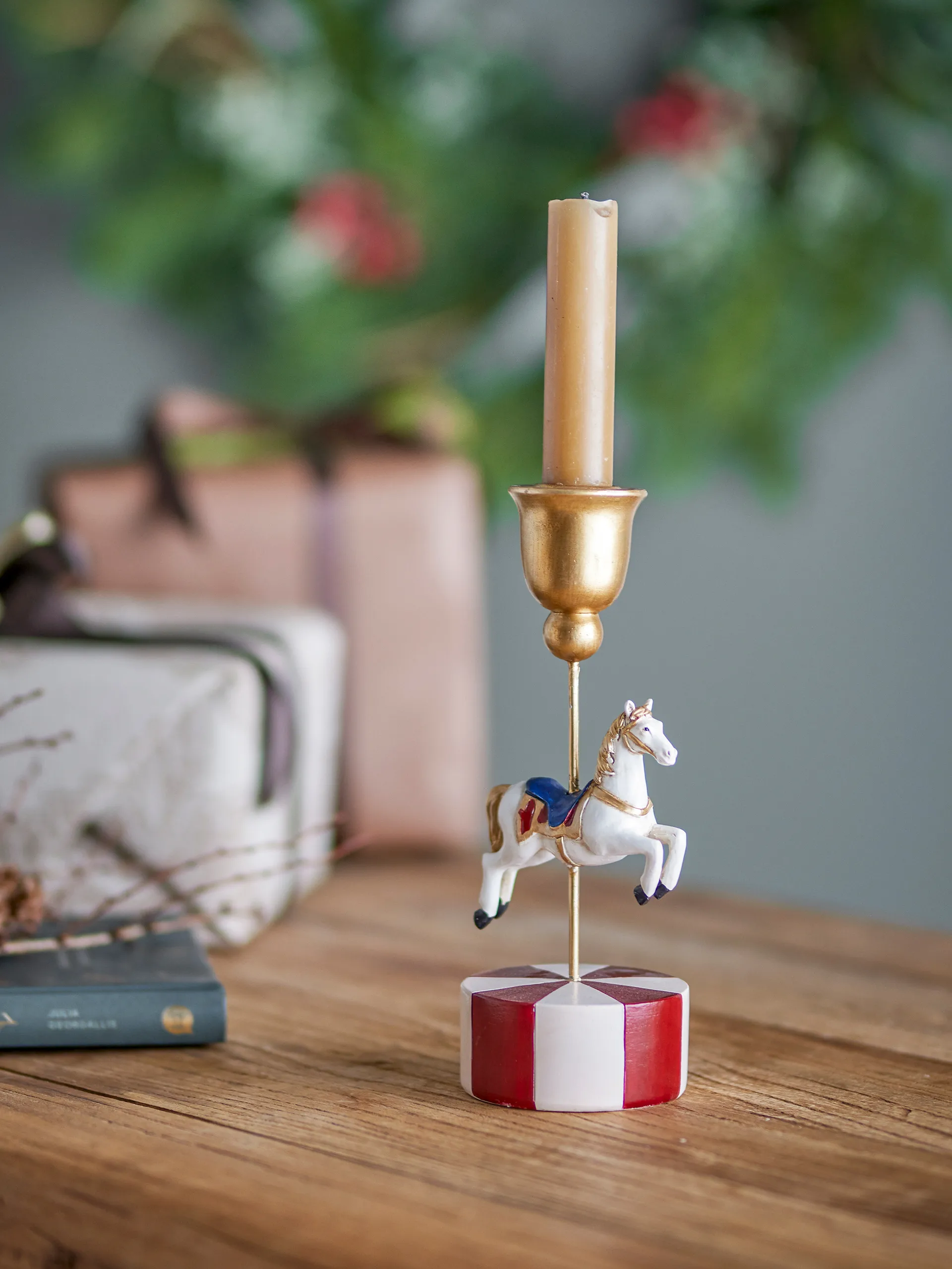 Merry-go-round candlestick, White Bloomingville