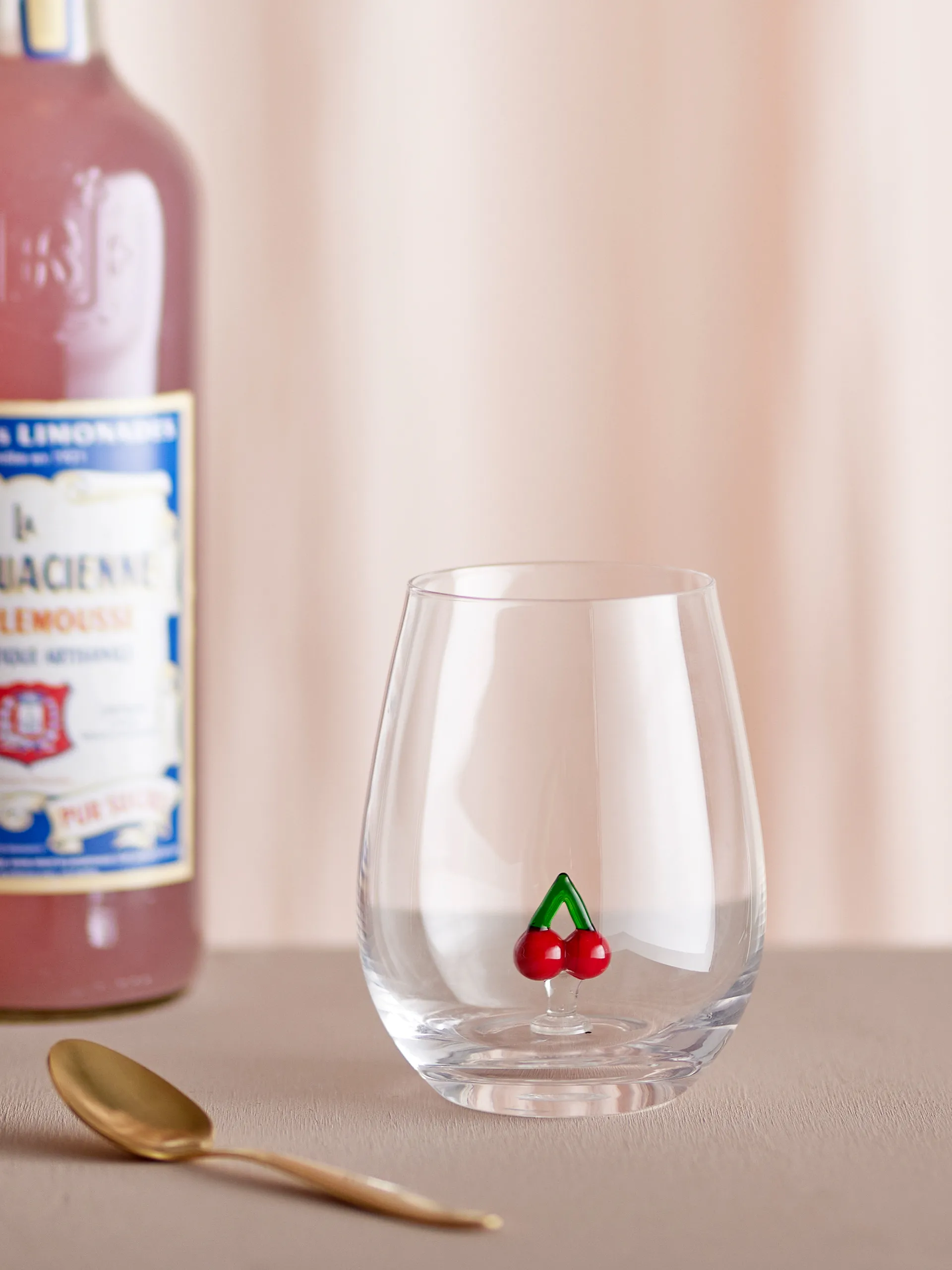 Misa drinking glass 56 cl, Clear-cherry Bloomingville
