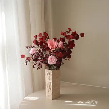 Burgundy blush artificial bouquet - Amaryllis, carnation, berry branches, eucalyptus, 84 cm - Botané