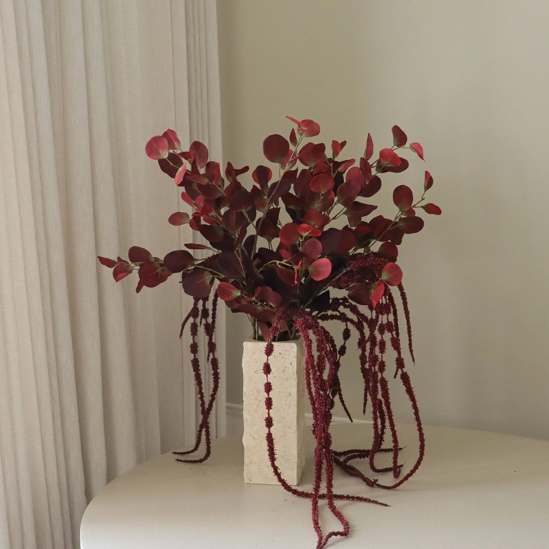 Burgundy veil artificial bouquet, Eucalyptus, amaranth, 84 cm Botané