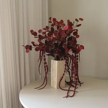 Burgundy veil artificial bouquet - Eucalyptus, amaranth, 84 cm - Botané