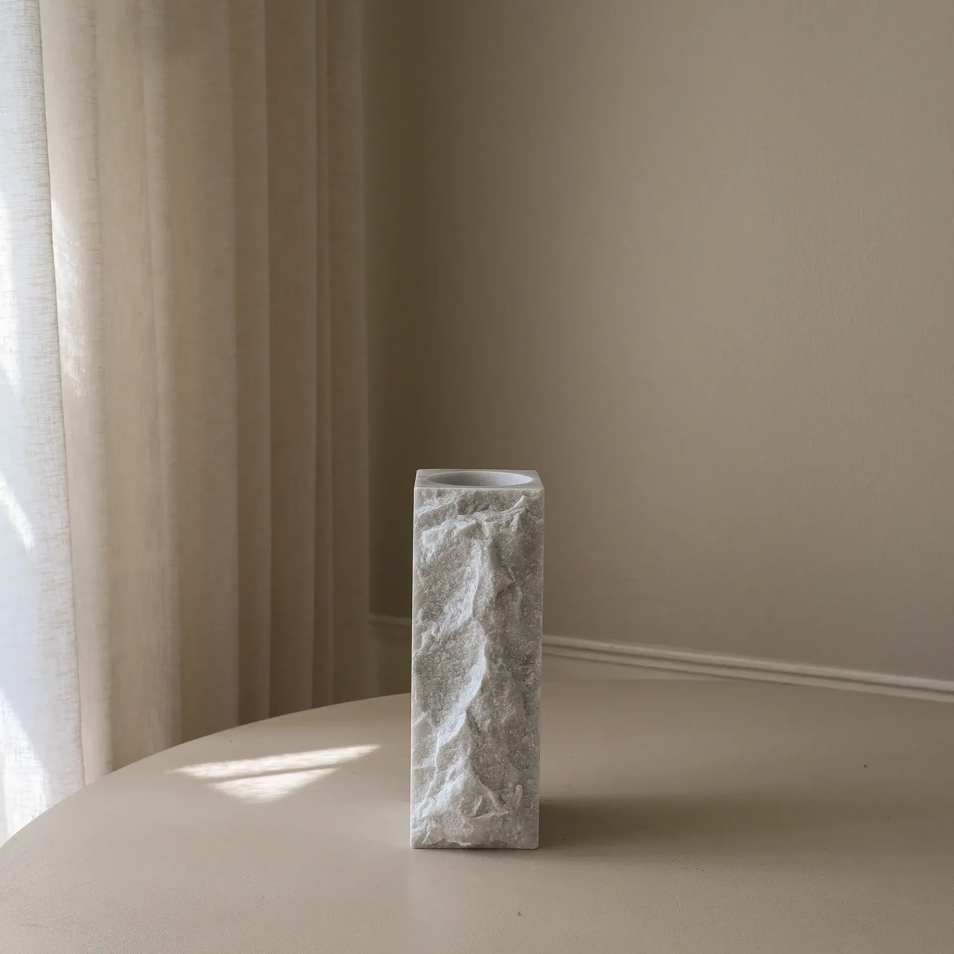 Carrara Edge marble vase, Medium, 30 cm Botané