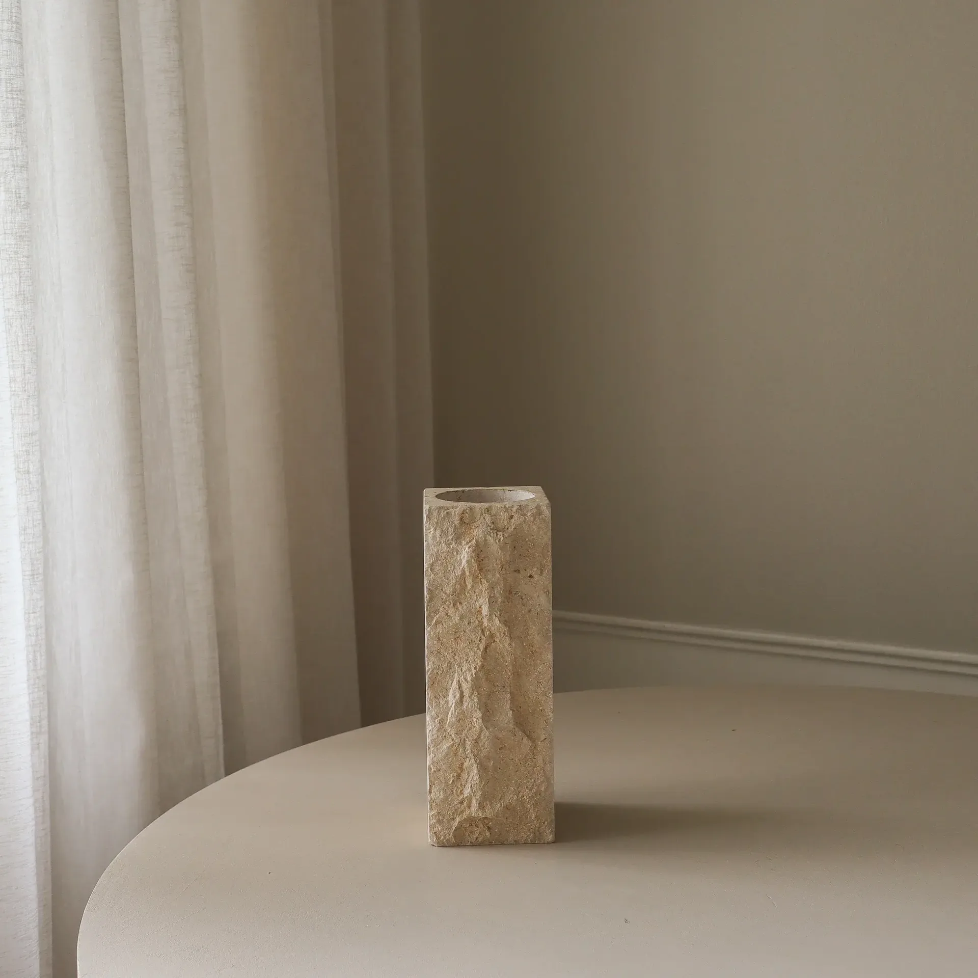 Limestone Edge marble vase, Medium, 30 cm Botané