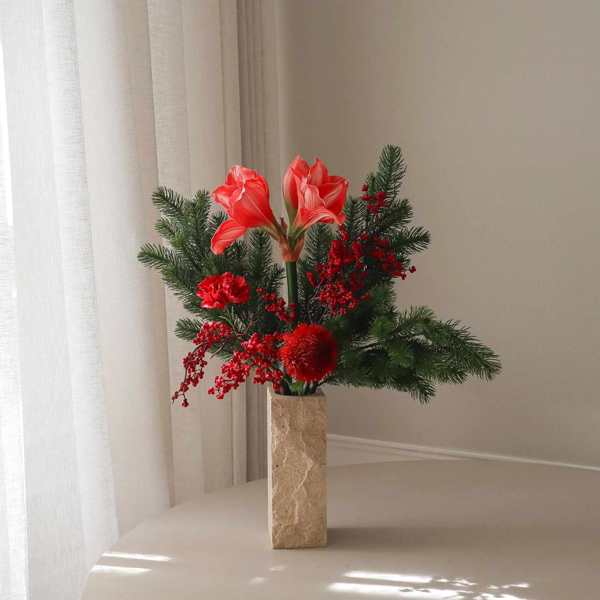 Red spritz artificial bouquet, Amaryllis, carnation, berry branches, spruce branches, 72 cm Botané
