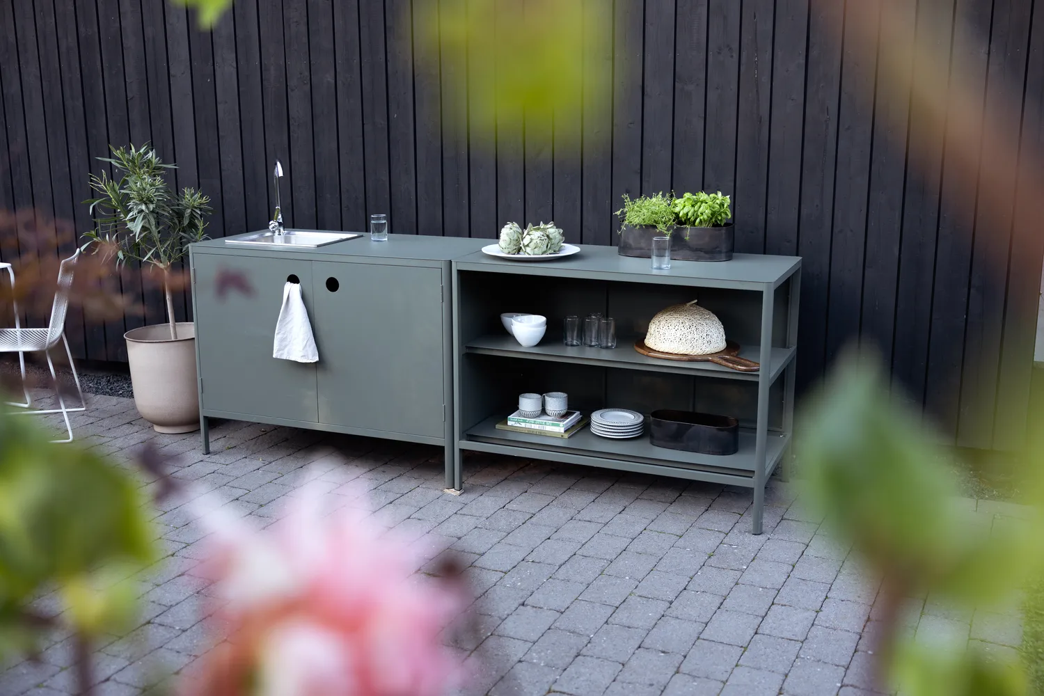 Kelia outdoor kitchen bench with shelves, Zin red, 121x91x64 cm Brafab