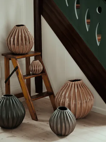 Wide Vase M 25 cm - Fawn - Broste Copenhagen