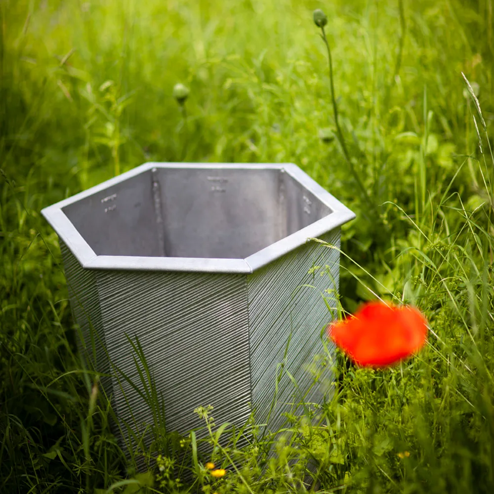 Hexagon plant pot, Black, no.1 Byarums bruk