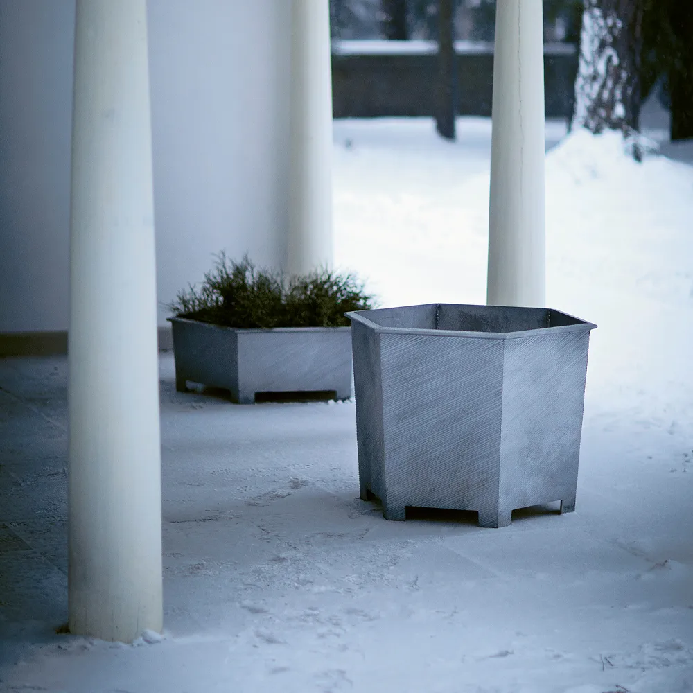 Hexagon plant pot, Black, no.1 Byarums bruk