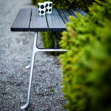 Seriff table - Mahogany oil, raw aluminum stand - Byarums bruk