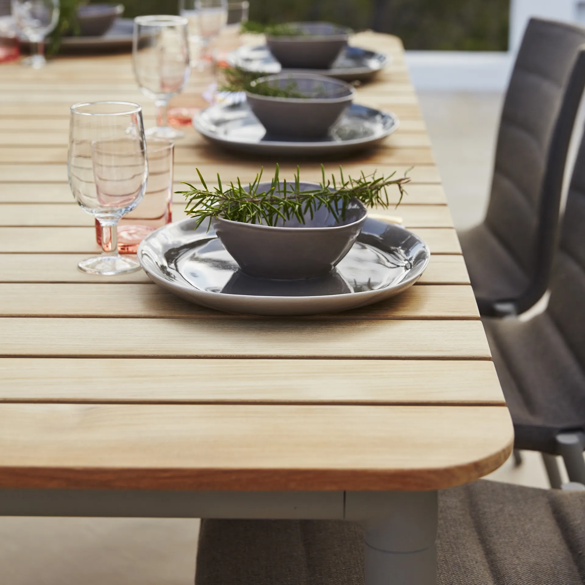Core dining table teak 160x100x74 cm, Lava grey stand Cane-line