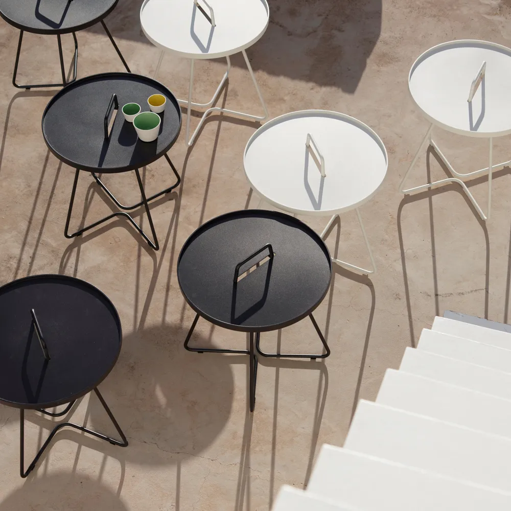 On the move table Ø37 cm, White Cane-line