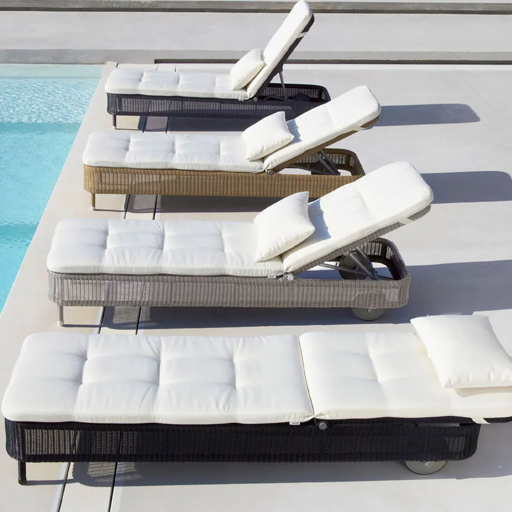 Presley sun lounger weave, Natural Cane-line