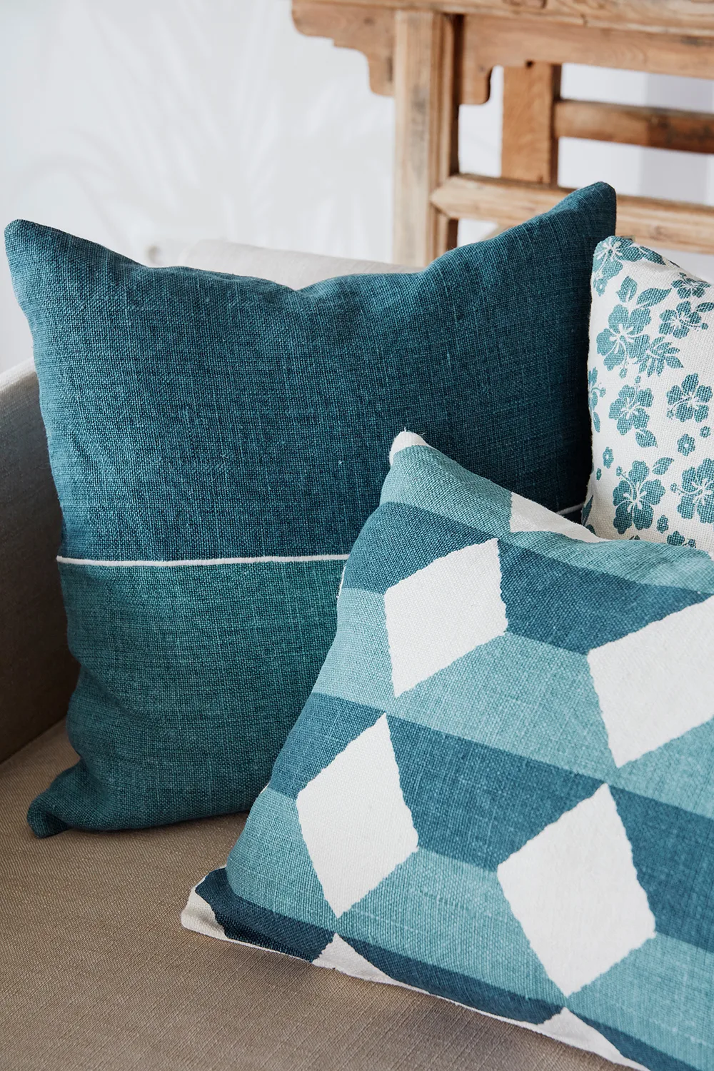 Amol cushion cover 50x50 cm, Heaven blue-palace blue Chhatwal & Jonsson