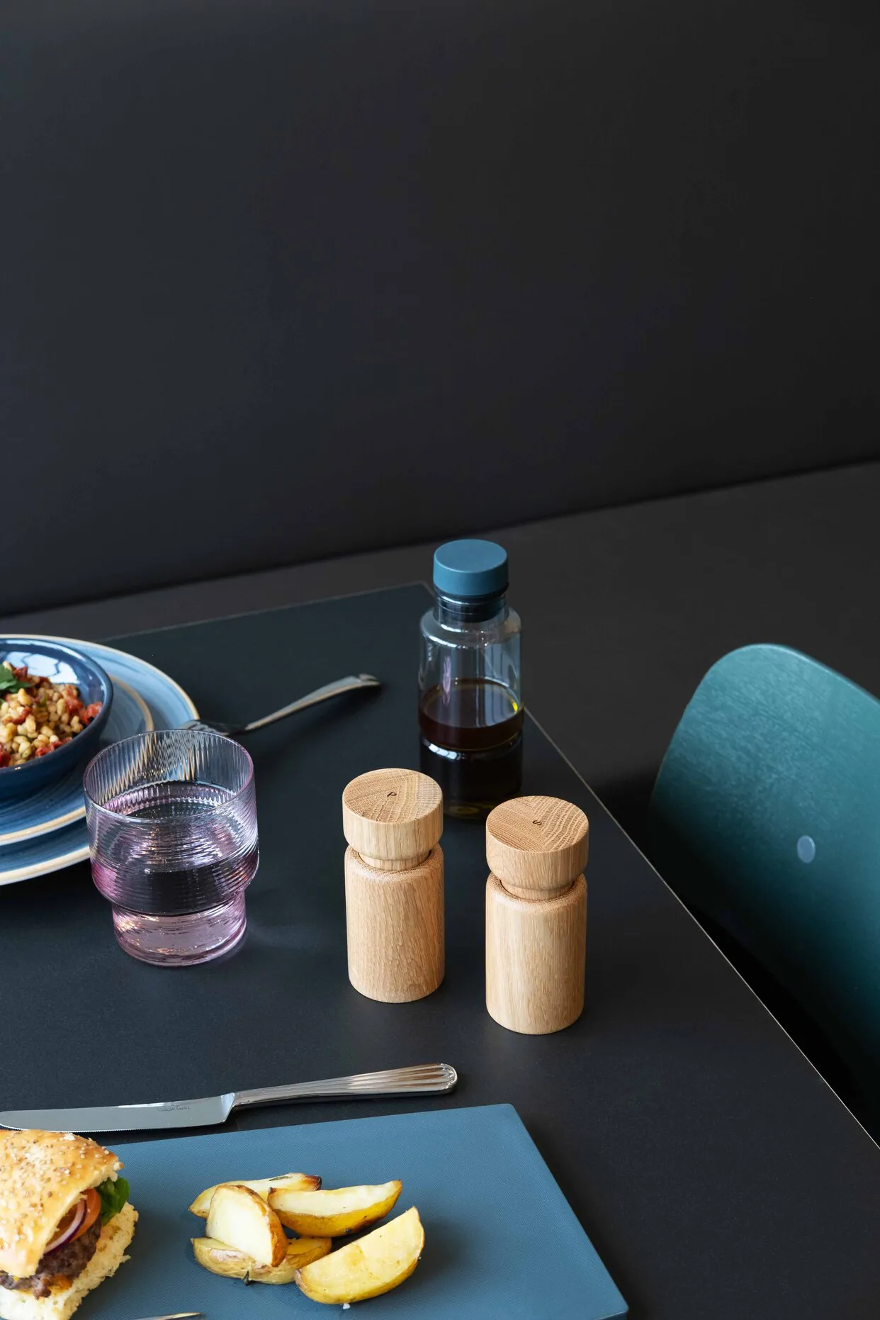 Helsinki salt and pepper mill set, Oak, mini, 2 pieces Crushgrind