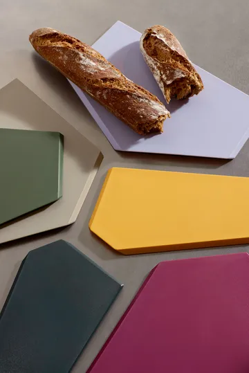 Zurich chopping board - Beetroot, large - Crushgrind