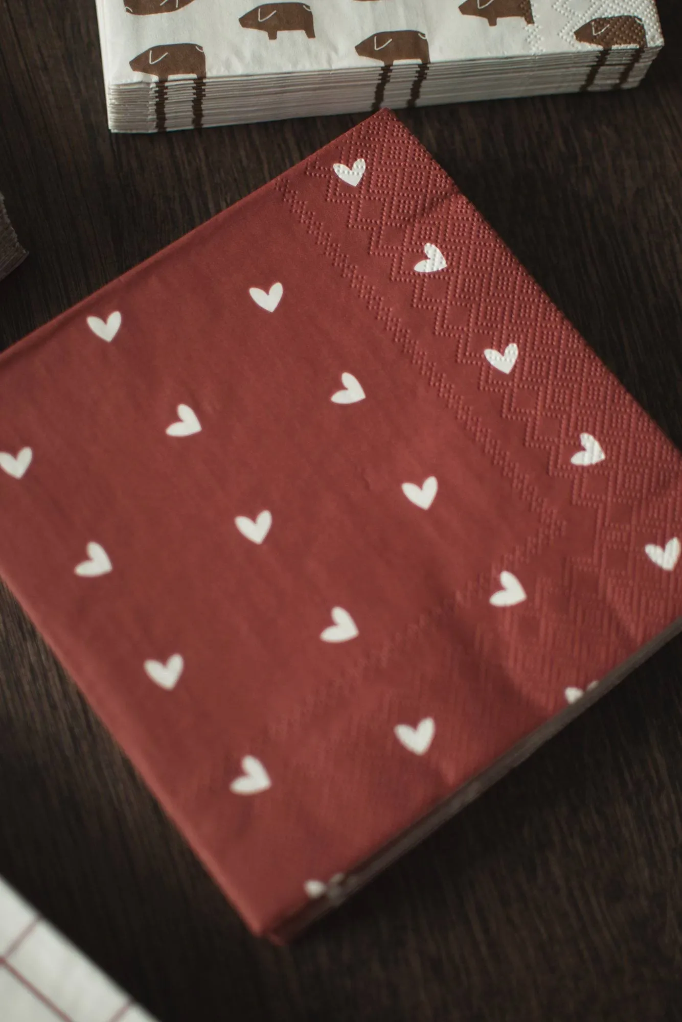 Heart paper napkin 33x33 cm 20-pack, Dark red DBKD