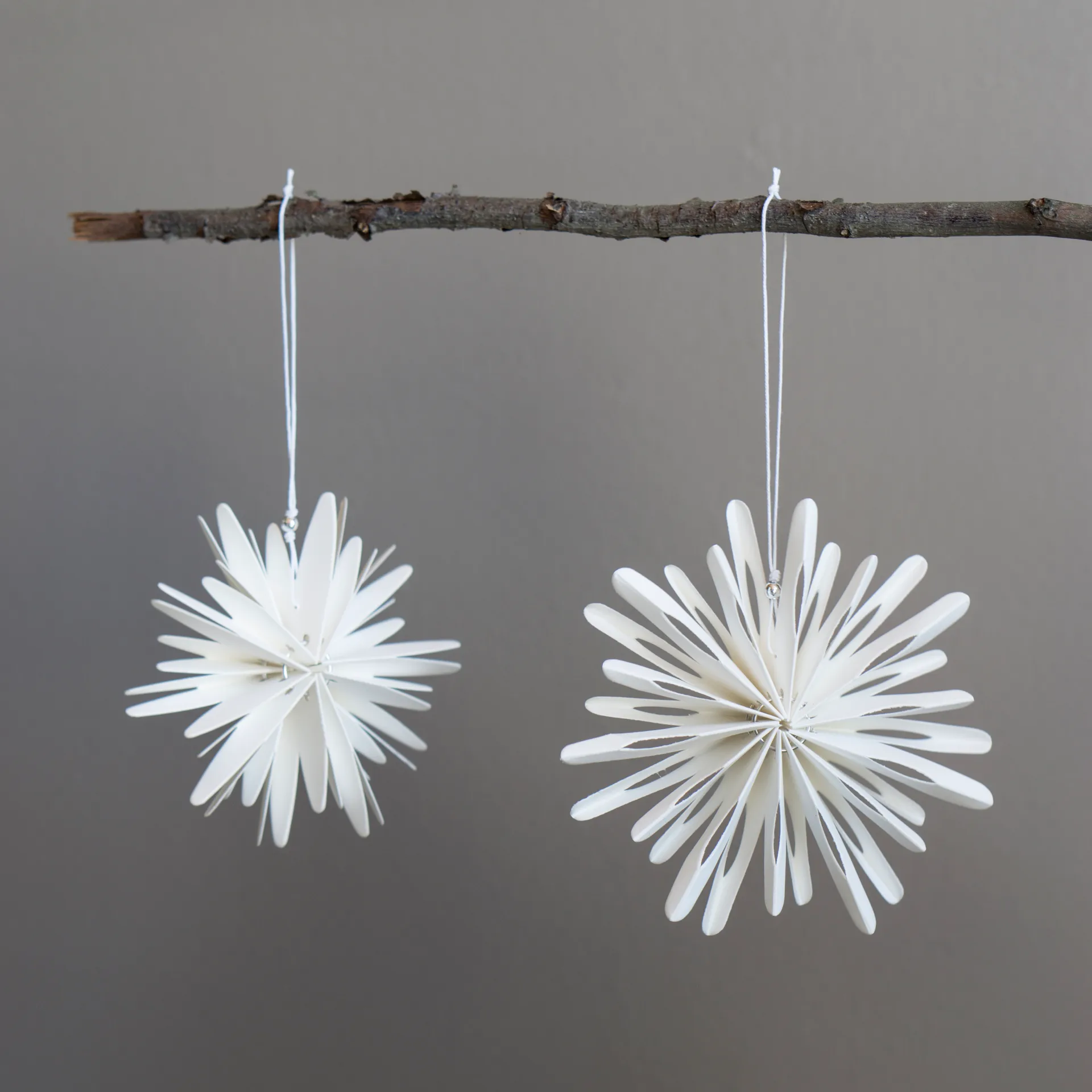 Paper flake decoration, Medium DBKD