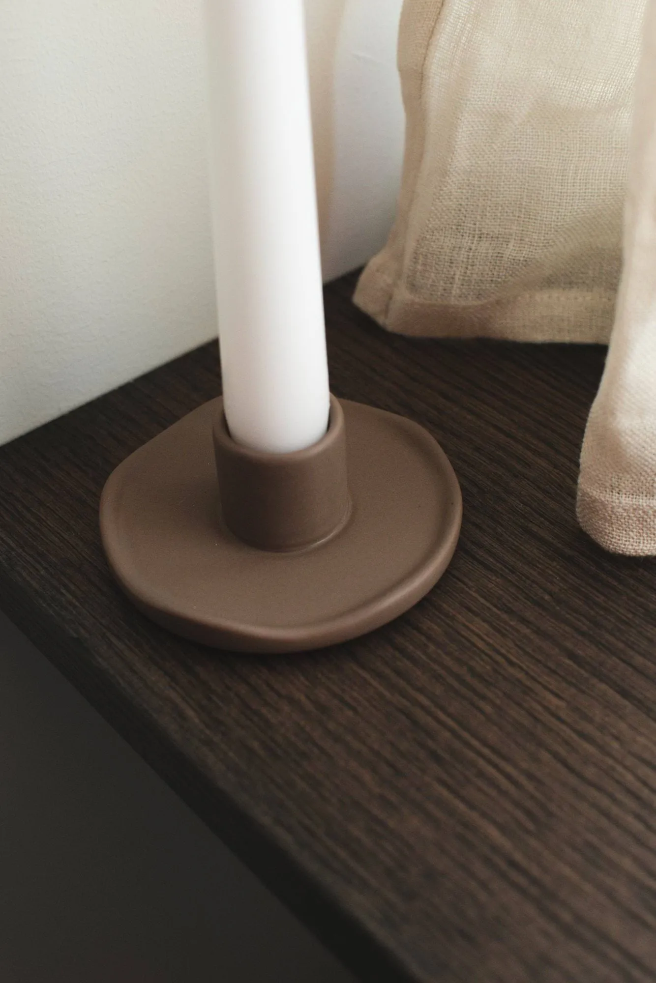Wave candle sticks, Brown DBKD