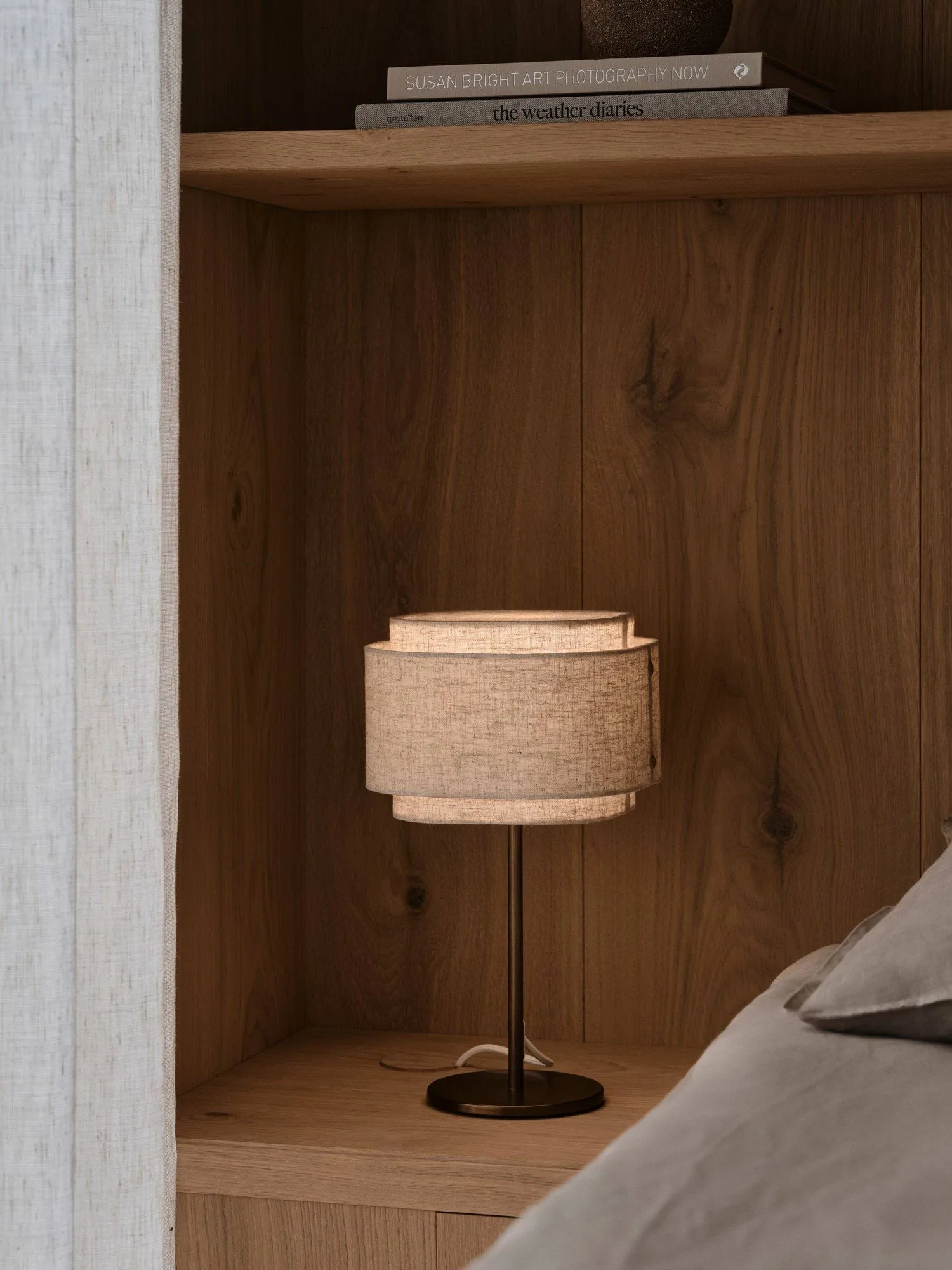 Takai table lamp, Beige, Ø21x37 cm Design For The People