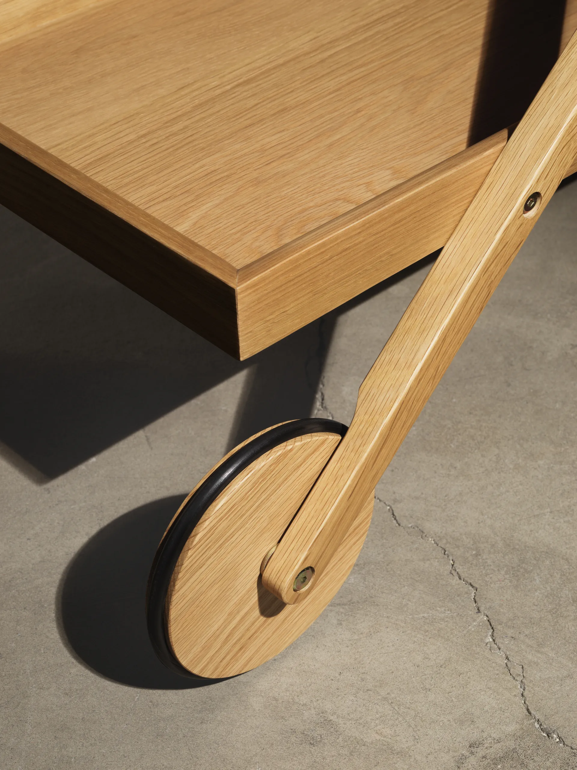 Exit serving trolley, Oak Design House Stockholm