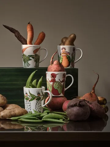 Mrs Broad Bean mug - 28 cl, with handle - Design House Stockholm