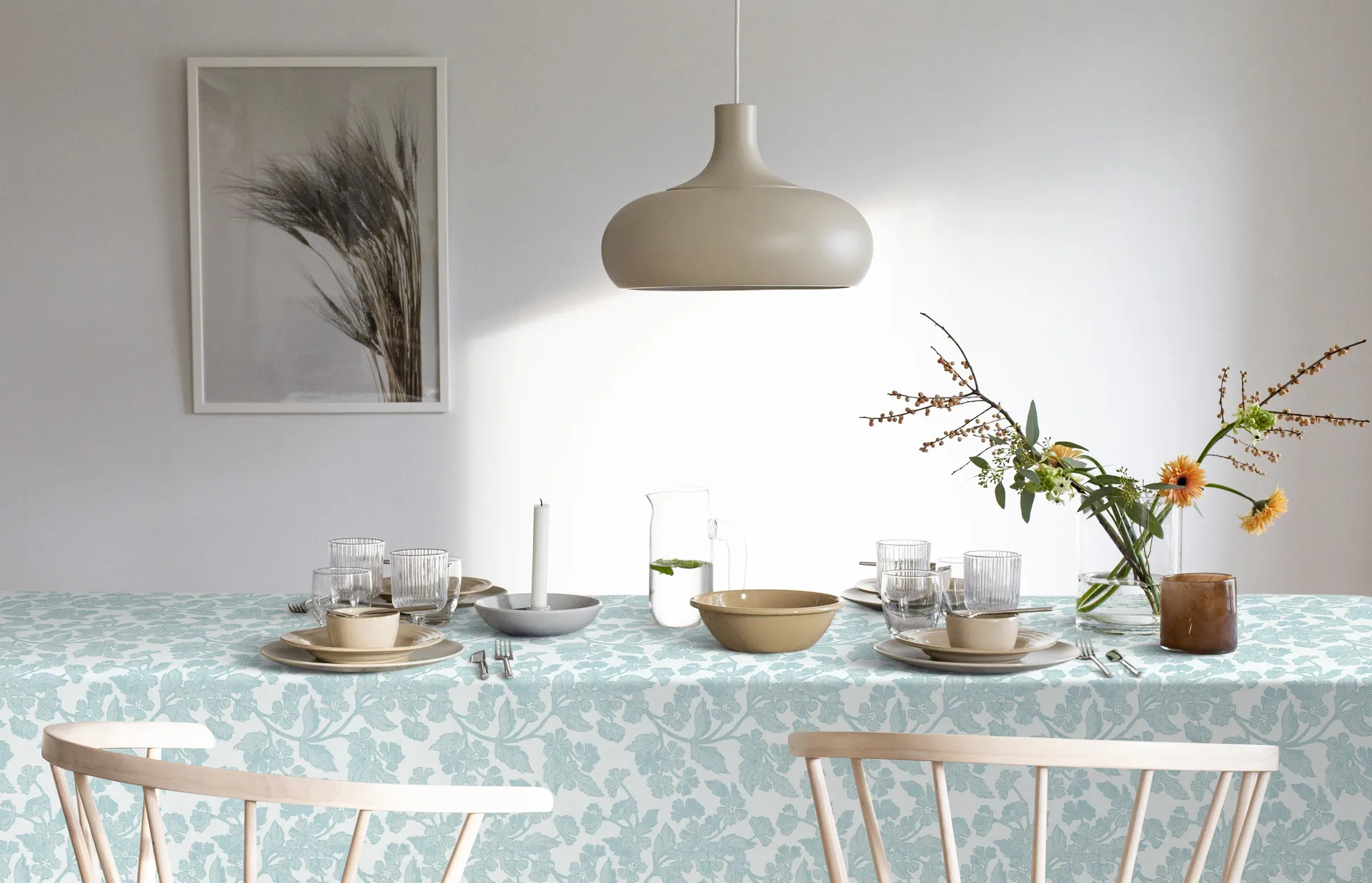Blomranka tablecloth, 150x150 cm Ekelund Linneväveri