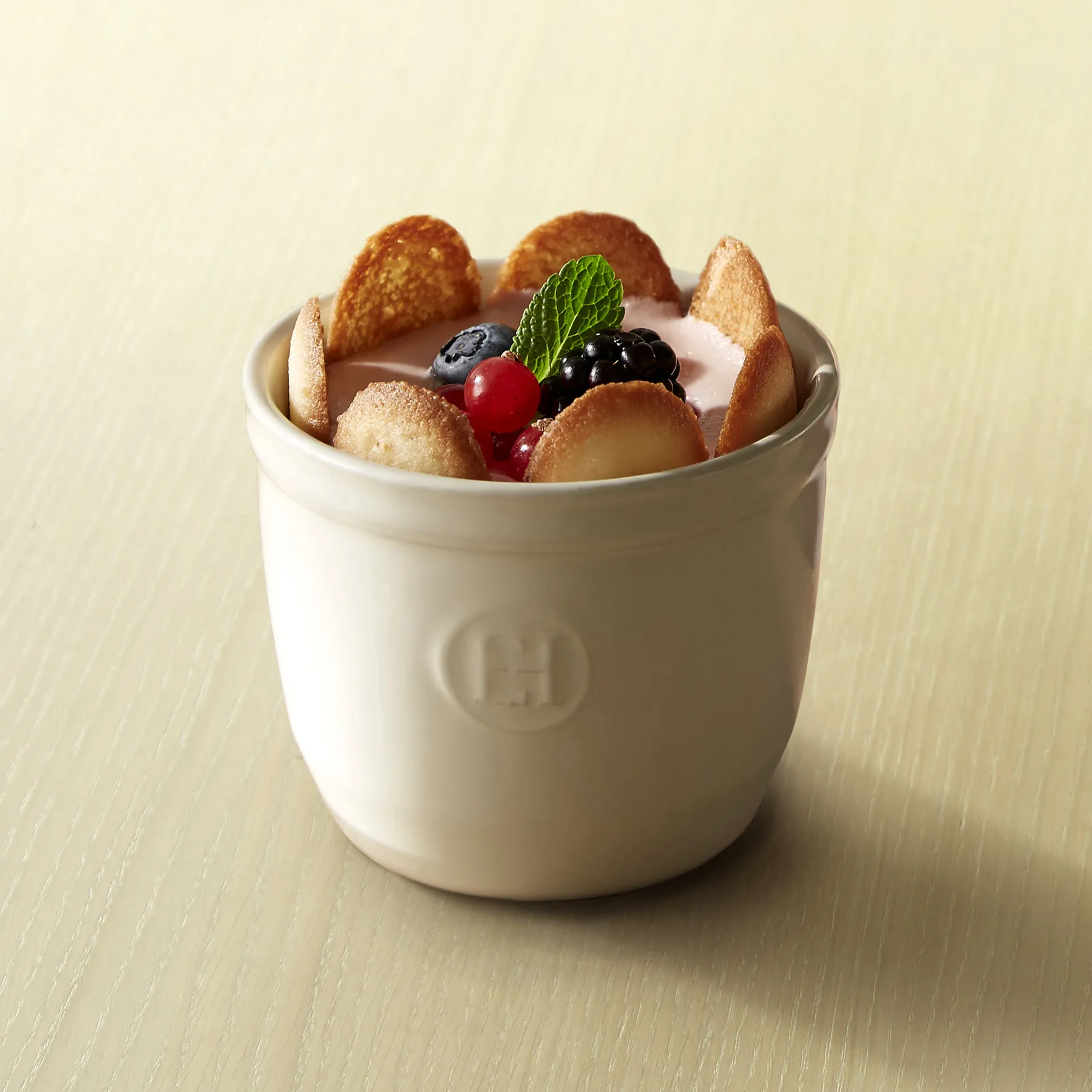 Ramekin form No. 8, Cream Emile Henry