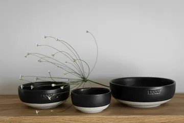 Ernst bowl - Matte black-natural base, Ø14 cm - ERNST