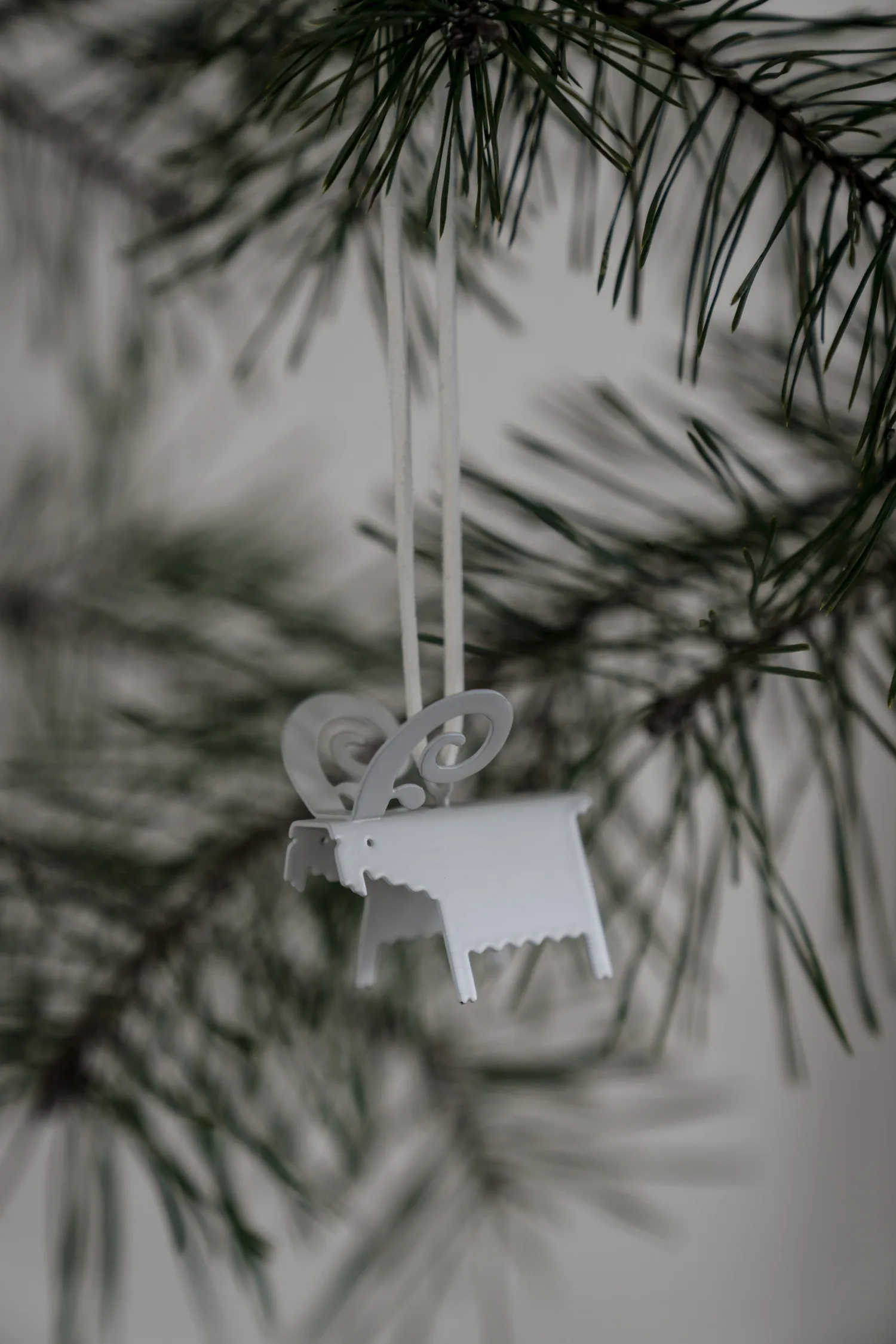 Ernst Christmas ornaments goat 2-pack, White 5 cm ERNST
