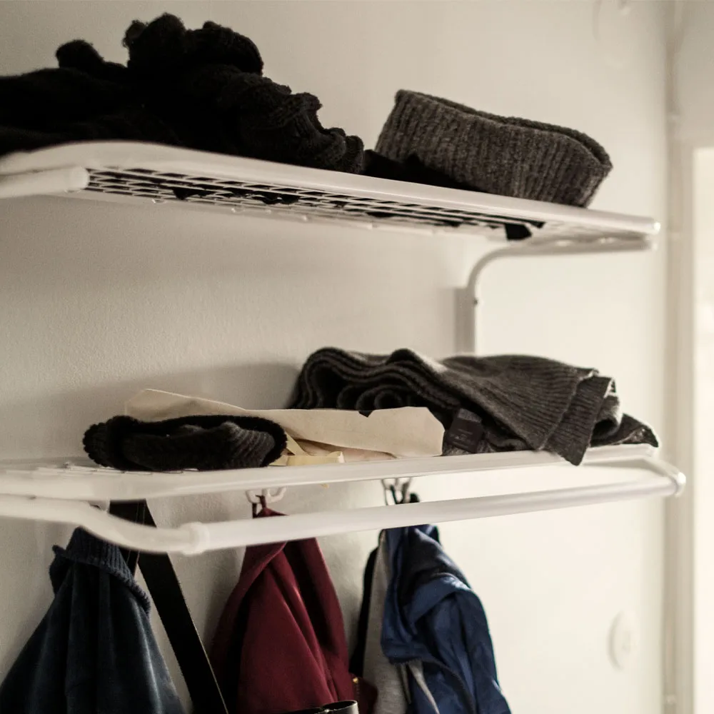 Classic 650 hat shelf, Black/black, 2 levels, 50 cm Essem Design