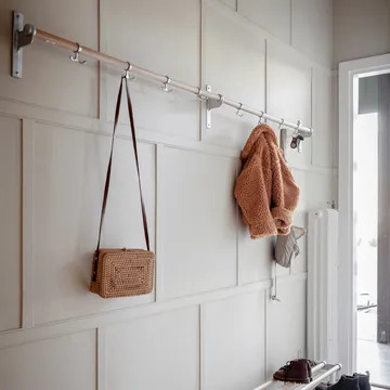 Nostalgi Hook rack - Copper, black stand - Essem Design