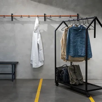 Nostalgi Hook rack - Copper, white stand - Essem Design
