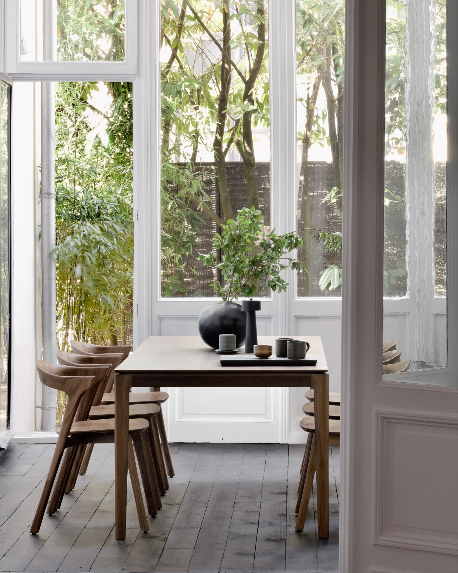 Bok dining table 200x95 cm, Lacquered teak brown Ethnicraft