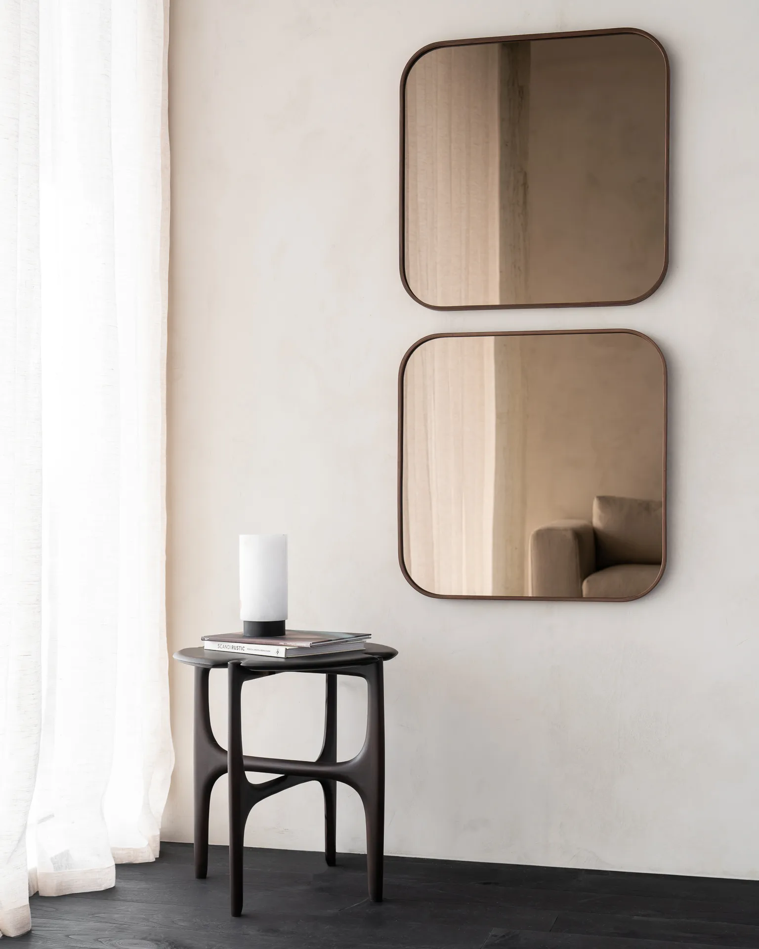 Camber wall mirror 60x60 cm, Bronze-wooden frame Ethnicraft