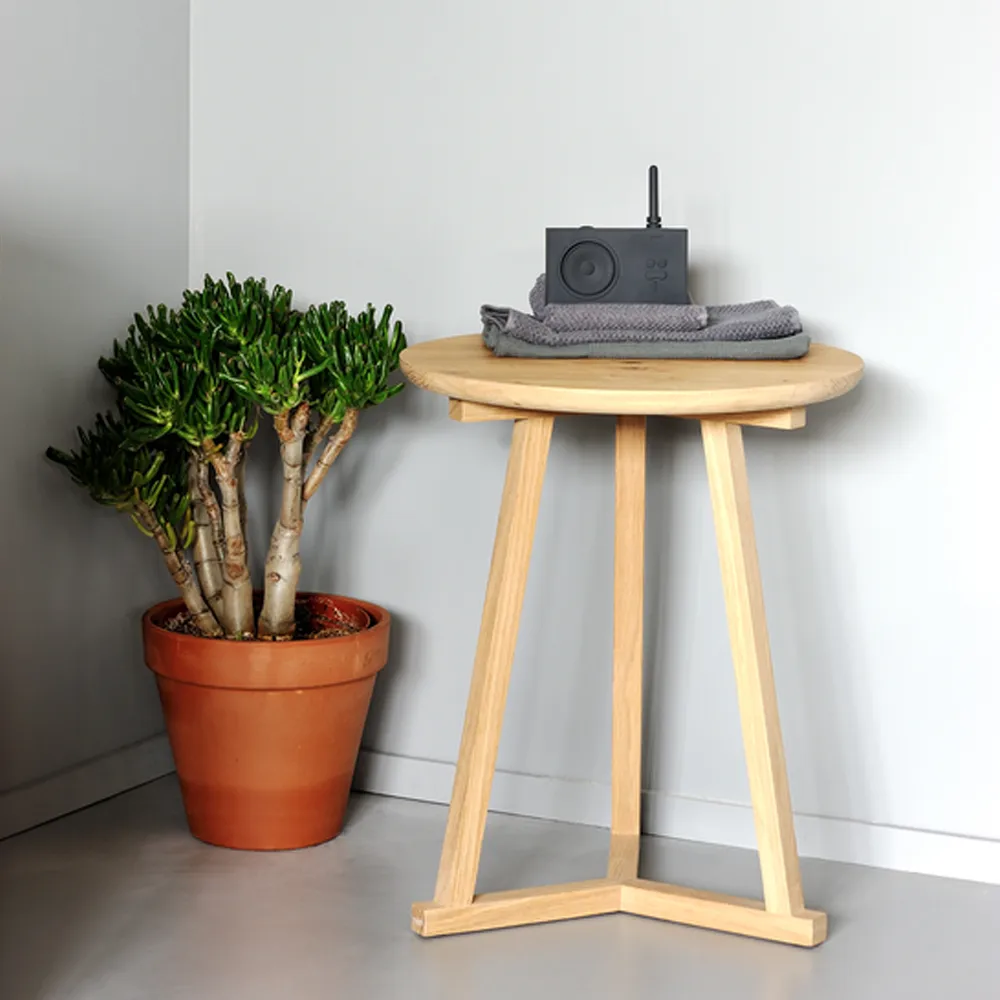 Tripod side table, Black oak small 56x46 cm Ethnicraft