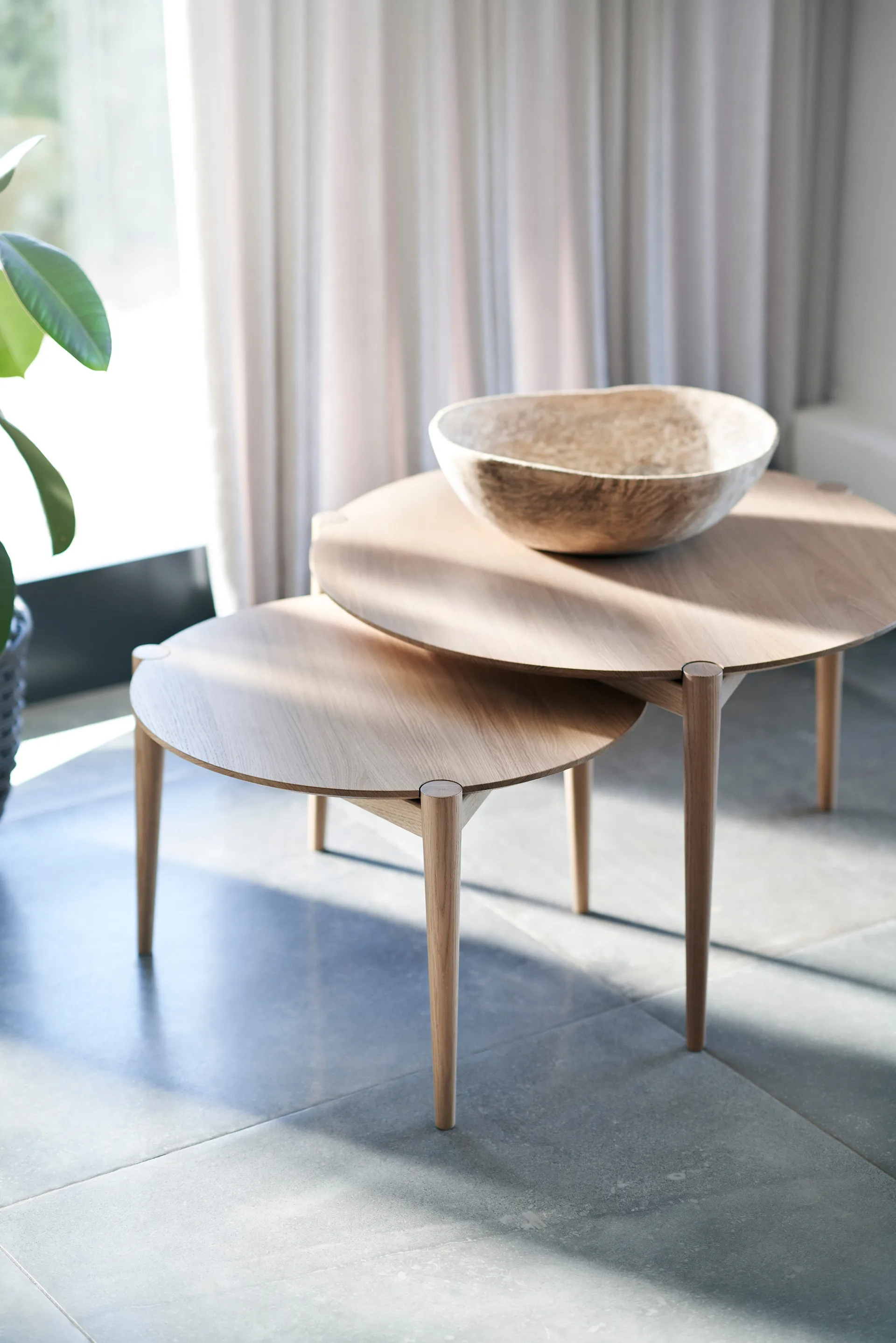 D102 Søs coffee table Ø70 cm, Oak nature lacquered FDB Møbler