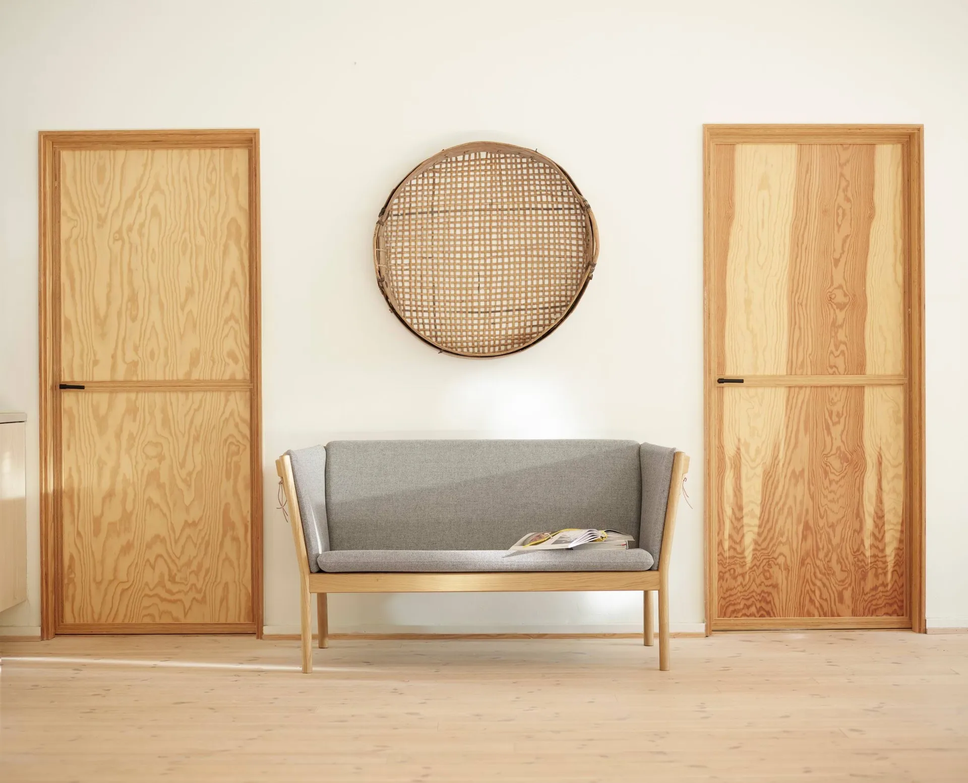 J149 sofa, Leather cognac-lacquered oak, 3-seater FDB Møbler