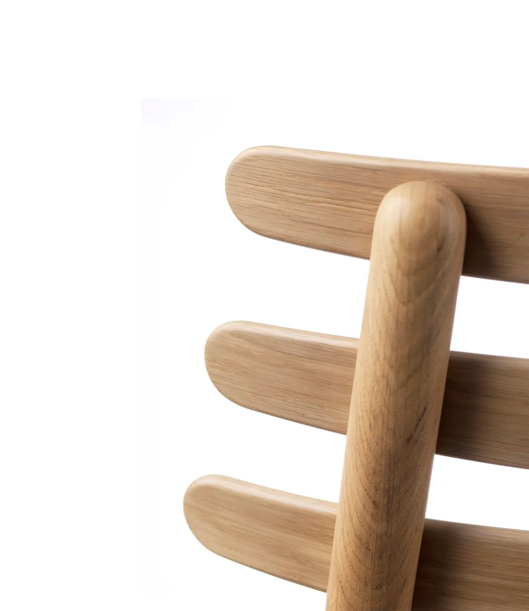 J48 chair, Oak nature lacquered-black leather FDB Møbler