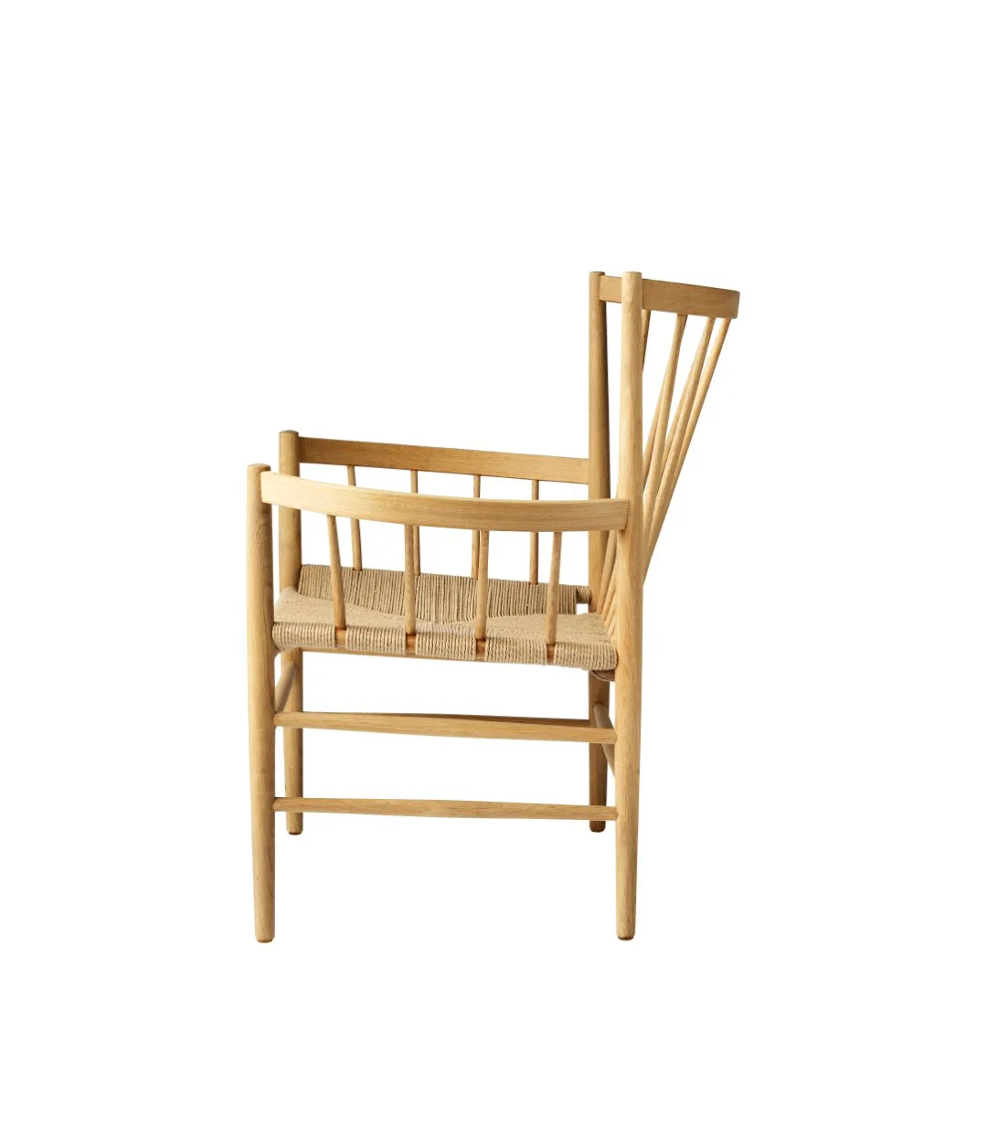 J82 armchair, Oak nature lacquered FDB Møbler
