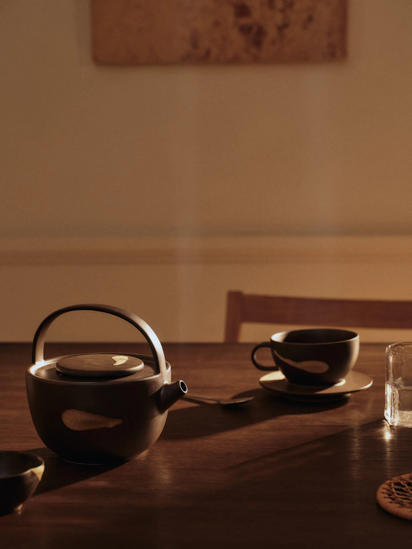 Koyo cup with saucer 36 cl, Dark brown-buff Ferm Living