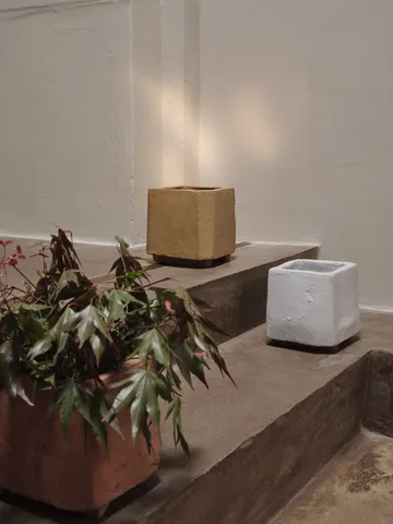 Kurinu flower pot 16 cm - Terracotta - Ferm Living