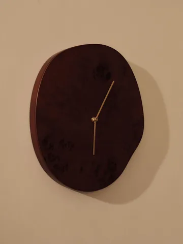 Melt wall clock 28x33 cm - Dark stained burl - Ferm Living